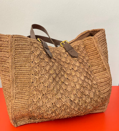 Tasche / Raffia Shopper mit Goldfaden und Ledergriffen