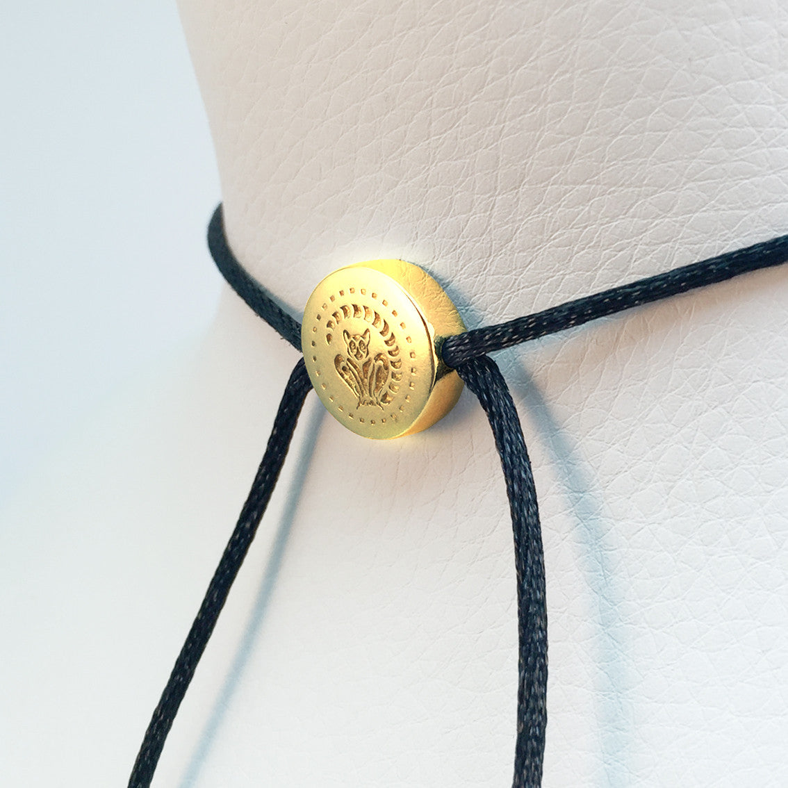 Halsband mit Gold/Silber Anhänger