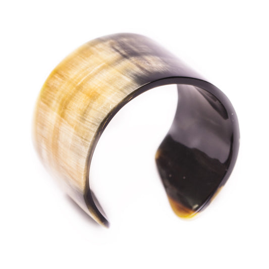 Armreif aus Zebu Horn